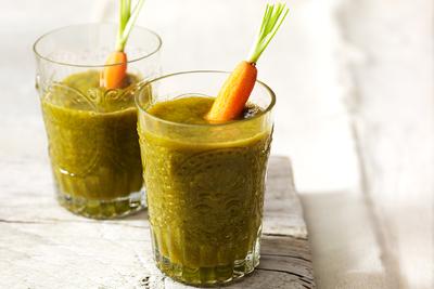 Carrot, Apple, and Ginger Smoothie